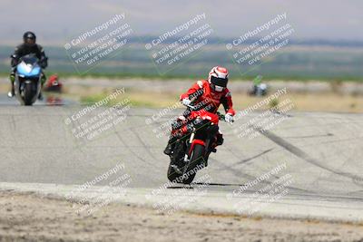 media/May-25-2025-Lets Ride (Sun) [[0ff033e448]]/C Group/1140am (Grapevine)/